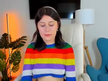 Elia – webcam model profile photo Image 4