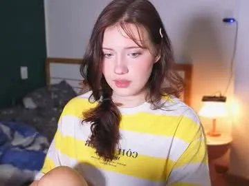 SilviaNoire – webcam model profile photo Image 18