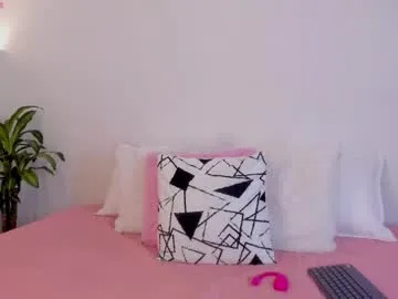 wet_dreamm22 – webcam model profile photo Image 13