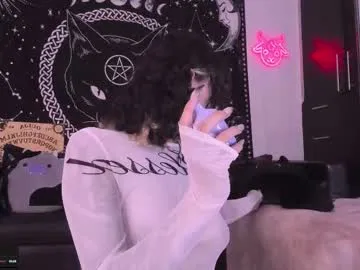 wet_dreamm22 – webcam model profile photo Image 10