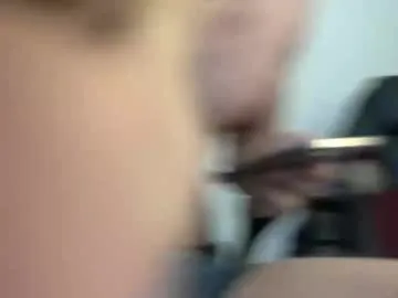 lina_kriss – webcam model profile photo Image 2