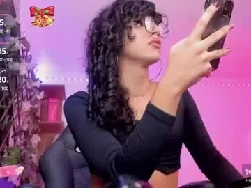 audreyvel – webcam model profile photo Image 18