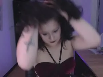 LauraRiccoo – webcam model profile photo Image 2