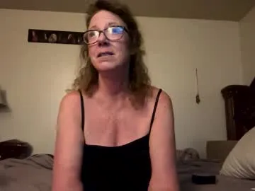 hidden_gold_milf Image 4