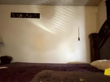 hidden_gold_milf Image 6