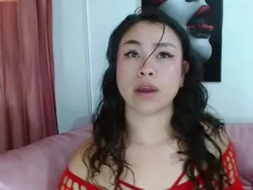 LeyahSummer – webcam model profile photo Image 19