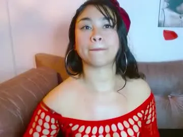 LeyahSummer – webcam model profile photo Image 5