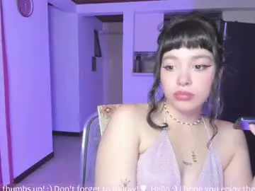 NoraTello – webcam model profile photo Image 2