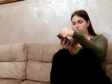 harrietxxx – webcam model profile photo Image 5