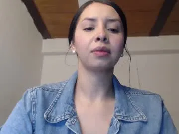 evaa_love_ – webcam model profile photo Image 16