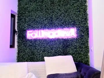 hotfallingdevil Image 2