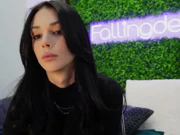 hotfallingdevil Image 4