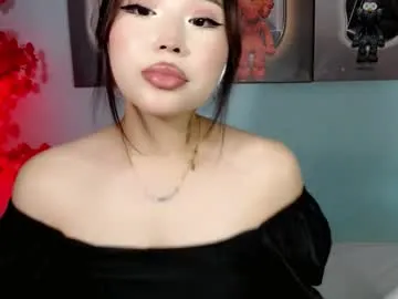 AlyCooper – webcam model profile photo Image 18