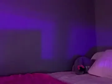 wet_dreamm22 – webcam model profile photo Image 17