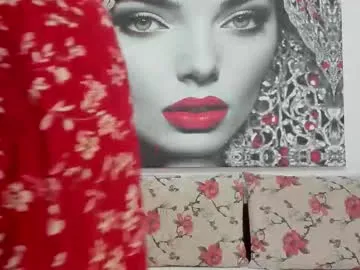 MiaDeliz – webcam model profile photo Image 14