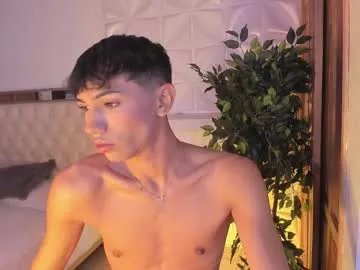 thelonglouie – webcam model profile photo Image 16