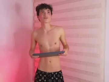 mr_freed – webcam model profile photo Image 6