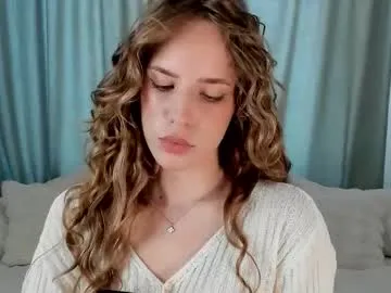 AprilHarrington – webcam model profile photo Image 9