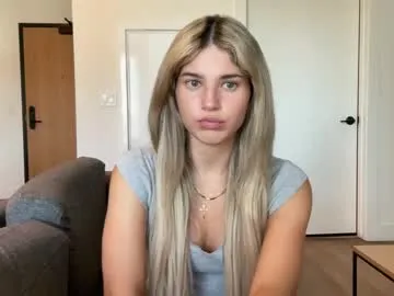 ChloeDurgot – webcam model profile photo Image 10