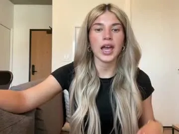 ChloeDurgot – webcam model profile photo Image 9