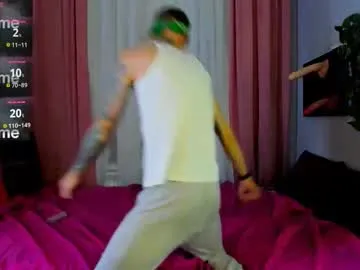 bright_diamonds_054 – webcam model profile photo Image 14