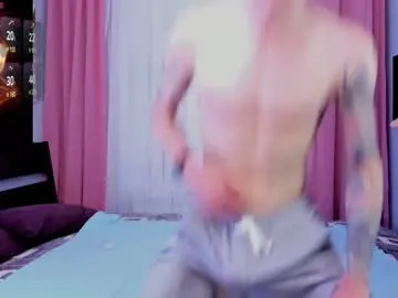 bright_diamonds_054 – webcam model profile photo Image 4