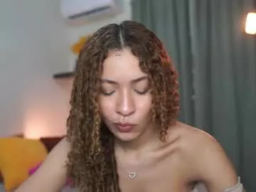 wet_dreamm22 – webcam model profile photo Image 19