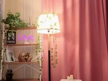 youandi___ – webcam model profile photo Image 13