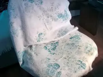 alex_islive – webcam model profile photo Image 14