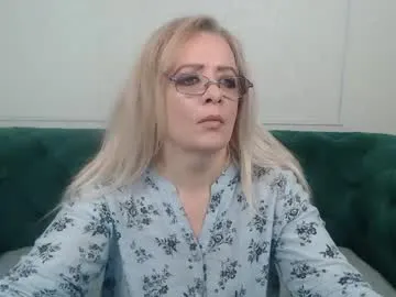 sexy_vania – webcam model profile photo Image 17