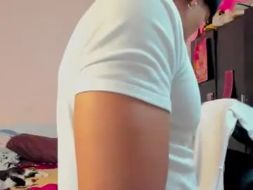 pinkadele – webcam model profile photo Image 5