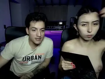 pinkypuppa – webcam model profile photo Image 3