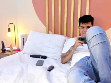 julyaandraul – webcam model profile photo Image 8