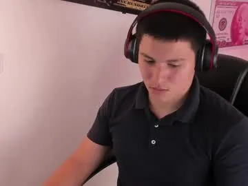 alex_islive – webcam model profile photo Image 5