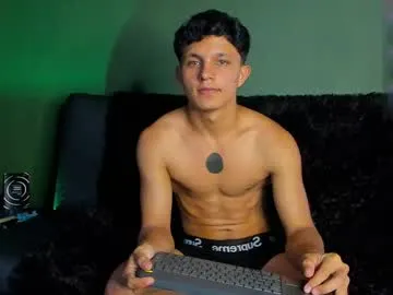 wet_dreamm22 – webcam model profile photo Image 6