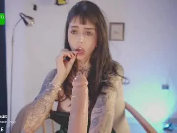 ScarlettFlynn – webcam model profile photo Image 12