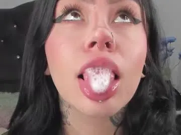 GigiDaven – webcam model profile photo Image 4