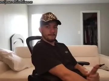 angelsofaurora – webcam model profile photo Image 14