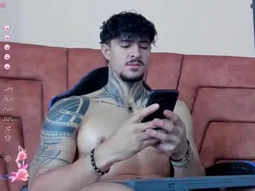boysgang_sex – webcam model profile photo Image 13