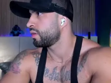 curlytwinkboy – webcam model profile photo Image 14