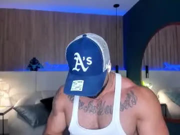 curlytwinkboy – webcam model profile photo Image 15