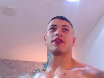 benjamin613999 – webcam model profile photo Image 12