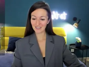 AyannaSun – webcam model profile photo Image 10