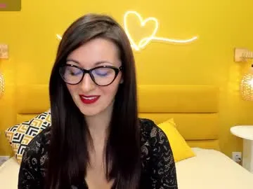 AyannaSun – webcam model profile photo Image 4