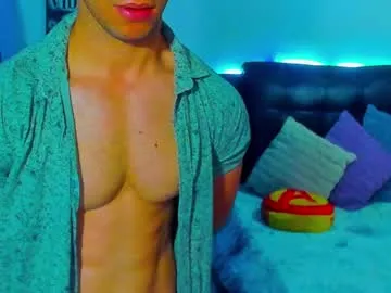 boysdeluxemilitary – webcam model profile photo Image 12