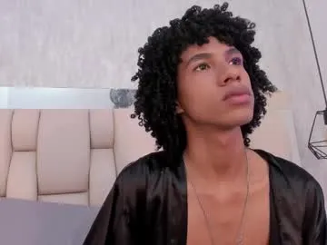 pretur_crubaa – webcam model profile photo Image 13