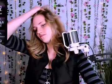 KamillaRey – webcam model profile photo Image 12
