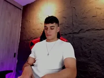 alexwos – webcam model profile photo Image 11