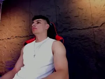 alexwos – webcam model profile photo Image 14