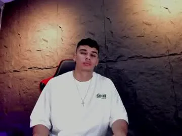 alexwos – webcam model profile photo Image 5